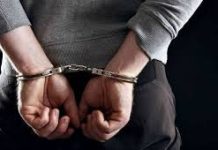 पाकिस्तान की खुफिया एजेंसी आईएसआई को सेना की संवेदनशील जानकारी लीक करने के आरोप में दो व्यक्ति गिरफ्तार