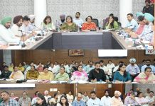 डॉ. बलजीत कौर ने अधिकारियों को निर्देश दिए; पंजाब सरकार की योजनाओं का लाभ ज़रूरतमंद महिलाओं, बुज़ुर्गों और बच्चों तक समय पर पहुँचाया जाए