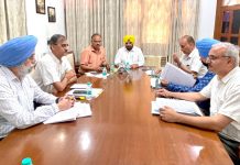 हरभजन सिंह ई. टी. ओ. ने धान की बुवाई के सीजन के दौरान निर्विघ्न बिजली सप्लाई के प्रबंधों का लिया जायज़ा