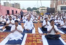 शारीरिक और मानसिक लाभों के लिए योग जीवनशैली का अनिवार्य हिस्सा: ज्ञानचंद गुप्ता