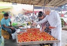 Tomato Price Hike: यमुनानगर की सब्जी मंडी में टमाटर के दाम में चौगुना इजाफा, इतने में बिक रहा टमाटर