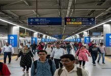 Delhi VIP Metro Stations: इन दो मेट्रो स्टेशनों पर आम आदमी की नो एंट्री, सिर्फ खास लोगों को मिलती है इजाज़त