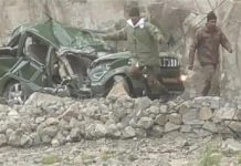 लद्दाख में सेना के वाहन पर चट्टान गिरने से एक अधिकारी और दो जवान हुए शहीद, तीन गंभीर घायल