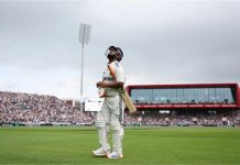 मैनचेस्टर टेस्ट: चोटिल पैर के बावजूद मैदान पर उतरे ऋषभ पंत ने दिखाया जुझारूपन, फैंस में खुशी की लहर