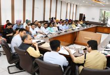 मंत्री संजीव अरोड़ा ने लुधियाना में एनएचएआई, स्वास्थ्य, शिक्षा, खेल, बिजली और नगर निगम परियोजनाओं की समीक्षा की