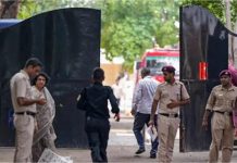 Delhi Bomb Threat: फिर मिली दिल्ली के 20 से ज्यादा कॉलेजों को बम से उड़ाने की धमकी