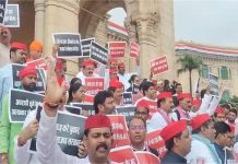 यूपी विधानसभा मानसून सत्र शुरू होने से पहले सपा ने किया जमकर हंगामा, सरकार के खिलाफ की नारेबाजी