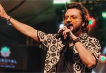स्टेज पर बेहोश होकर गिरा फेमस एक्टर,हार्ट अटैक के बाद वेंटीलेटर पर जिंदगी और मौत से लड़ रहे हैं जंग