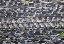 रेपो रेट स्थिर रखने के फैसले को रियल एस्टेट सेक्टर ने बताया संतुलित, त्योहारों में कटौती की जताई उम्मीद