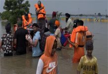 Punjab स्कूल में बाढ़ के पानी में फंसे 400 Students को लेकर आई नई Update