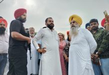 कृषि मंत्री गुरमीत सिंह खुडियां ने किया सरहदी गांवों का दौरा