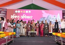 Bihar Assembly Elections 2025: प्रियंका गांधी ने विपक्ष पर साधा निशाना, कहा- 10,000 देकर सम्मान नहीं खरीदा जा सकता