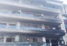 Faridabad: घर में AC फटने से लगी आग, दम घुटने से दंपति और बेटी की मौत, बालकनी से कूदा बेटा