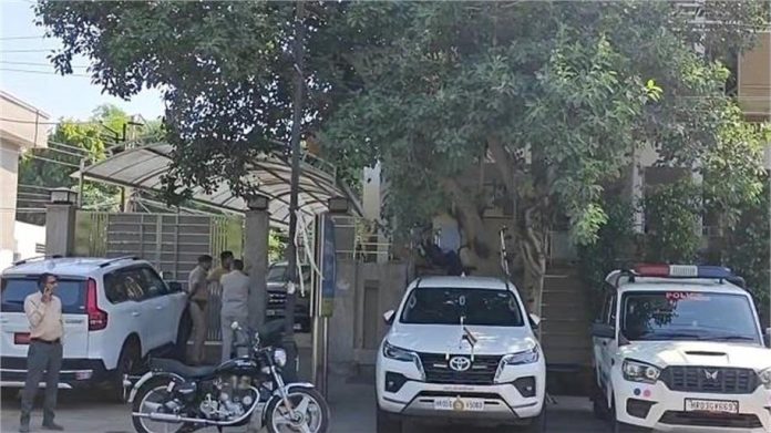 2025_9image_10_30_121577891narbeer-ll