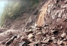 Himachal: किन्नौर में बादल फटने से तबाही, वाहनाें सहित खेत-बगीचे बहे…आधी रात काे घर छाेड़ भागे लाेग