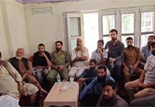 Jammu Kashmir में ट्रक यूनियन ने दी सख्त चेतावनी, नहीं मानी मांगे तो…