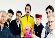 Chamba: बाढ़ में बह कर आए लकड़ी के स्लीपर चिंताजनक, प्रदेश सरकार उठाए सख्त कदम : राज्यपाल