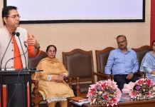 अमन अरोड़ा द्वारा नवीकरणीय ऊर्जा सेक्टर को और सुचारू बनाने के लिए “एक समर्पित अधिकारी” नियुक्त करने और “व्हाट्सऐप हेल्पलाइन” शुरू करने के आदेश