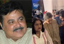 पत्नी को अकेला छोड़ गए सतीश शाह, प्रेयर मीट में लोगों का सहारा लेकर शामिल हुई मधु, पति को खोने के गम में दिखीं बेसुध