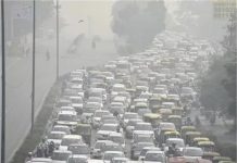 Delhi Pollution Vehicle Ban : 1 नवंबर से दिल्ली में आपकी कार की एंट्री हो सकती है बैन! आने से पहले जान लें ये नियम