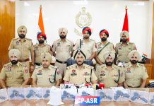 सरहद पार से हथियार और नशा तस्करी में शामिल एक नाबालिग समेत पाँच व्यक्ति 12 पिस्तौलों और 1.5 किलोग्राम हेरोइन सहित गिरफ्तार