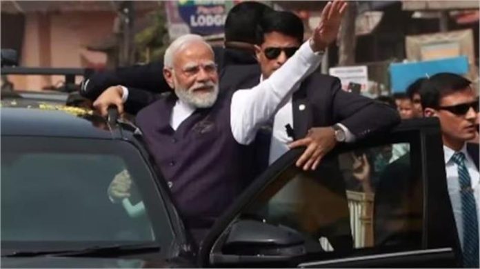 2025_11image_12_39_599957915modi-ll