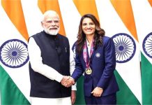 वर्ल्ड कप के फाइनल में तनाव भरे माहौल के बीच रेणुका ने खोला ‘मोर की ड्राइंग’ बनाने का राज… यह थी वजह!