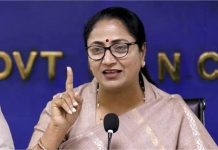 कूड़े के पहाड़, टूटी सड़कें… दहेज में मिलीं’: CM रेखा गुप्ता ने पिछली सरकारों को घेरा, बोलीं- सरकार मां की तरह होती है!