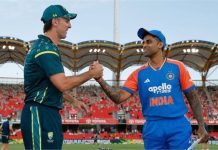 AUS vs IND 5th T20I : भारत की शानदार शुरूआत, बारिश के कारण रूका खेल