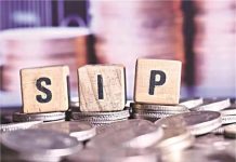 SIP Calculation: 71,00 रुपए का निवेश करेंगे तो 55 की उम्र तक बना लेंगे 4 करोड़ का फंड, जानें पूरी Calculation