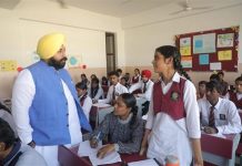 ‘आप’ सरकार ने दी पंजाब के हवाई अड्डों को नई उड़ान: अमृतसर 35 लाख यात्रियों के साथ शिखर पर, ठप पड़े हलवारा प्रोजेक्ट को मिली नई जान