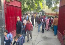 Jalandhar Special Report: एक E-Mail से सहमे ‘नन्हे फरिश्ते’, स्कूलों की ओर दौड़े माता-पिता…