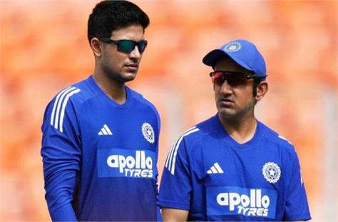 2025_12image_14_58_162715614coach-gambhir-provides-ll