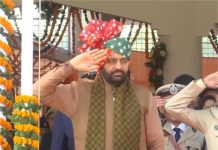Republic Day: CM सैनी ने गुरुग्राम में फहराया तिरंगा, विज ने यमुनानगर व मनोहर लाल ने हांसी में किया ध्वजारोहण, जानिए पूरी अपडेट