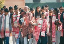 प्रधानमंत्री मोदी ने परीक्षा पे चर्चा के दौरान छात्रों से कहा: ‘शिक्षा और स्किल अलग नहीं’