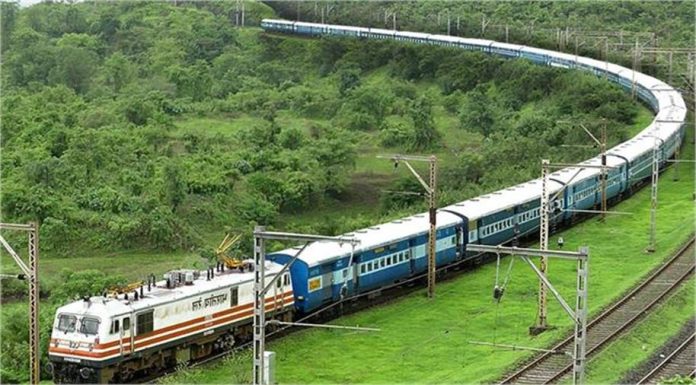 2026_2image_10_52_309687436train-ll