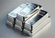 Silver Price Crash: चांदी की कीमत में फिर बड़ी गिरावट, सीधे ₹28,000 सस्ता हुआ Silver, देखें नया रेट