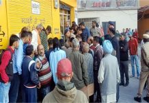 हादसा या आत्महत्या? सराहां के ऐतिहासिक तालाब में मिला लापता युवक का शव, पुलिस जांच में जुटी