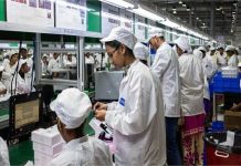 iPhone निर्माताओं की भारत में बड़ी सफलता: PLI से 2.5 लाख नौकरियां, 70% महिलाएं भी शामिल