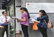 कनाडा में स्टडी परमिट घोटाला? 1.5 लाख छात्रों पर सवाल, 800 फर्जी मामलों पर भी नहीं हुई कार्रवाई, ऑडिट से खुलासा