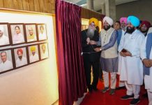 स्पीकर द्वारा पंजाब विधानसभा हॉल में मौजूदा विधायकों की लगाई गई तस्वीरों का उद्घाटन