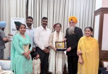 स्पीकर ने सिविल सेवा परीक्षा के सफल विद्यार्थियों को पंजाब विधानसभा में किया सम्मानित
