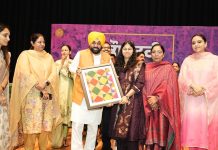 मुख्यमंत्री भगवंत सिंह मान ने पंजाब को देश का अग्रणी राज्य बनाने के लिए लड़कियों को सामाजिक-आर्थिक विकास में सक्रिय भागीदार बनने का आह्वान किया