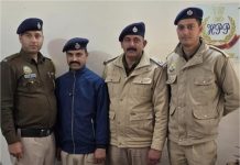 Himachal: पुलिस ने नाके पर रोकी बाइक और खुल गया नशे का राज, दो तस्कर गिरफ्तार