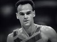 बास्केटबॉल के दिग्गज खिलाड़ी ऑस्कर श्मिट का निधन