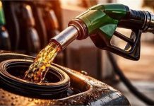 8 May Petrol Diesel Price: सरकारी तेल कंपनियों ने जारी किए पेट्रोल-डीजल के दाम, जानें दिल्ली से मुंबई तक क्या हैं आज के भाव?