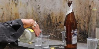 Maharashtra Toxic liquor: महाराष्ट्र में जहरीली शराब पीने से 15 लोगों की मौत, शराब विक्रेता गिरफ्तार
