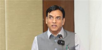 EPFO New Update: अब फोन पर ही जानें PF बैलेंस और ट्रांजैक्शन डिटेल, PF खाताधारकों के लिए बड़ा फैसला