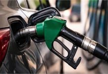Fuel Crisis: थोक और खुदरा कीमतों के अंतर ने बढ़ाई परेशानी, पेट्रोल पंपों पर बढ़ी भीड़