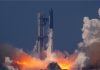 स्टारशिप V3 समंदर में गिरा और धमाके से फटा, फिर भी NASA और SpaceX ने मनाया जश्न !